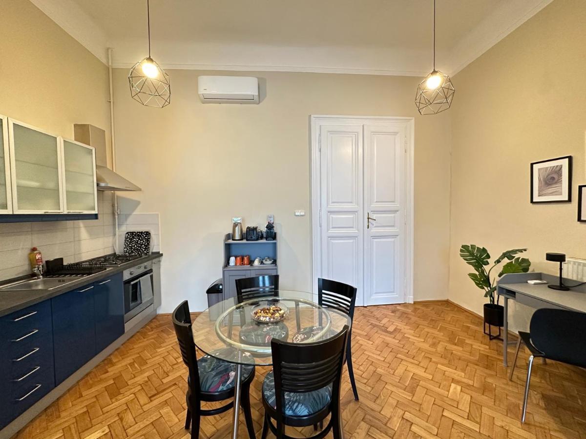 Orangehomes Peaceful Apartment Next To Central Market Hall ブダペスト エクステリア 写真